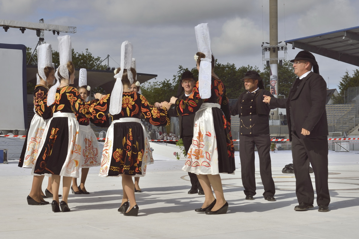 pya-interceltique-2014-parade 38