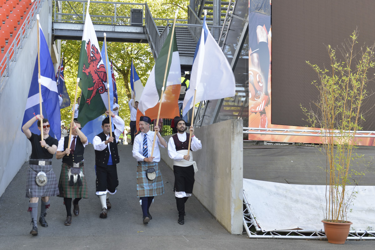 interceltique-2015-015-drapeaux des nations celtes