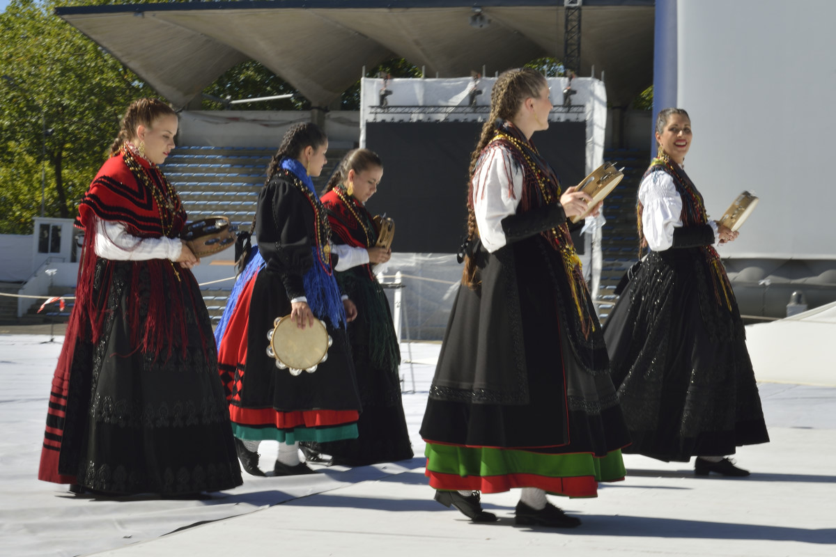 interceltique-2015-061-Grupo de Baile Trebede Galice