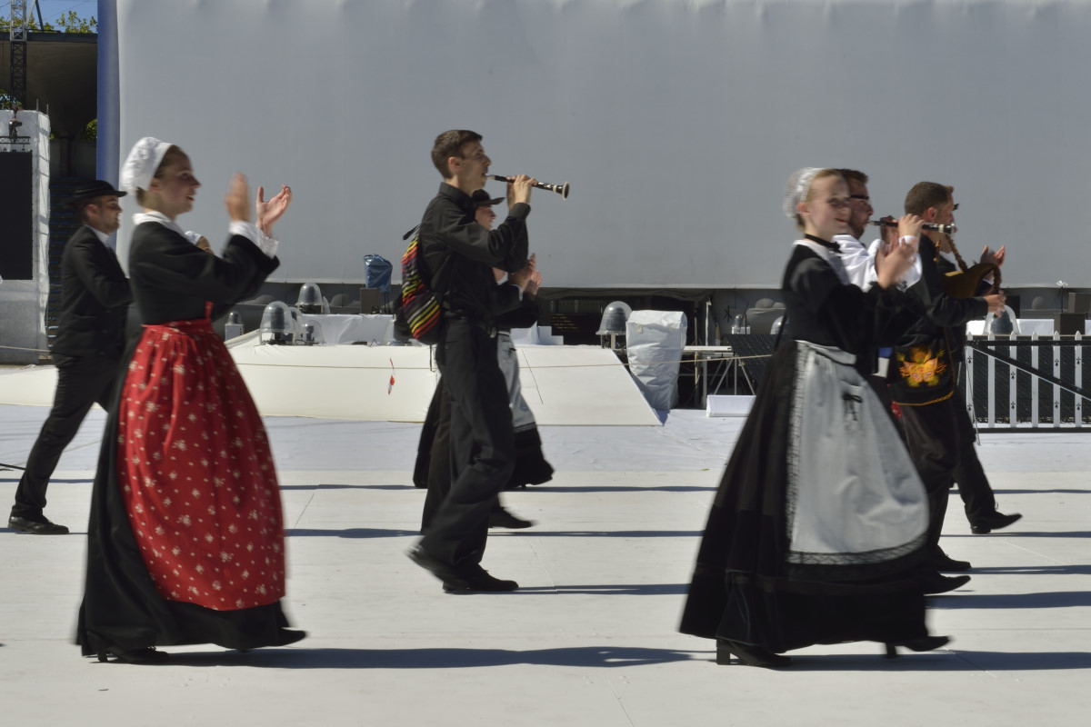 interceltique-2015-079-cercle Brug Ar Menez Spezet
