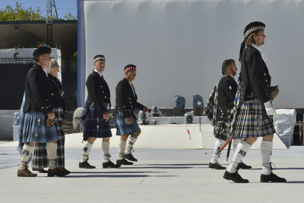 interceltique-2015-085-Derryclavin Pipe Band Irlande