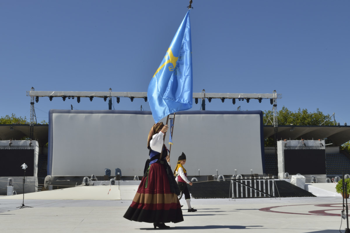interceltique-2015-098-Grupo de baile Filandon Asturies
