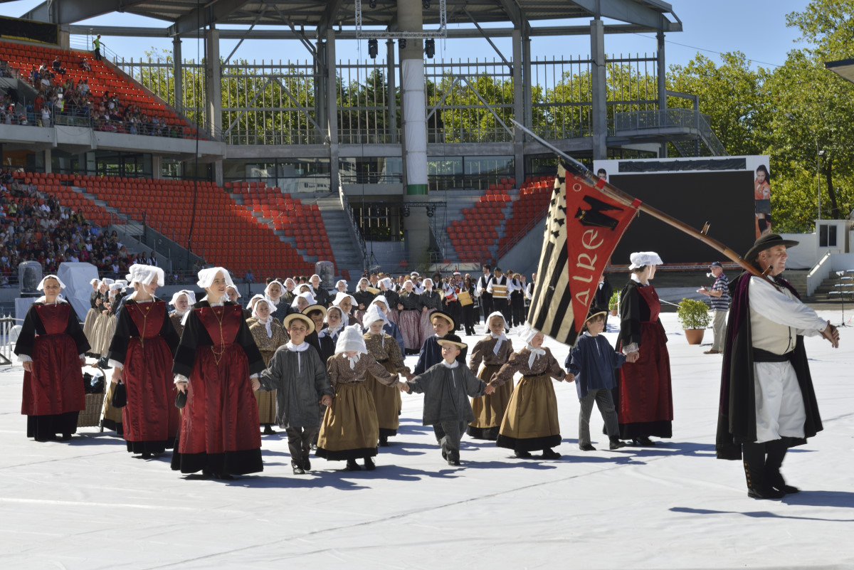 interceltique-2015-110-Kevrenn Alre Auray