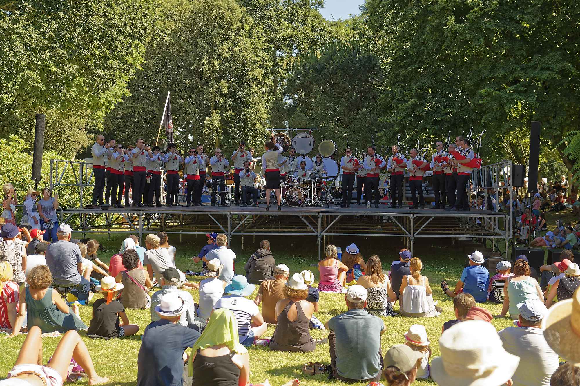 Folklores du monde 2018 D4S09807 PYA