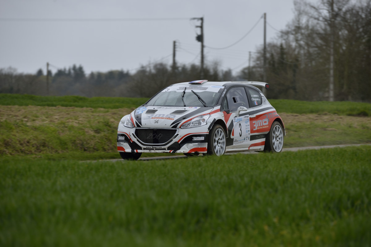 rallye-du-pays-de-Lohéac-2016 numero 03-Jean-Pierre LANDRON-Emilie ROGEON-PEUGEOT 208 T16-R-R5 PA15694.jpg