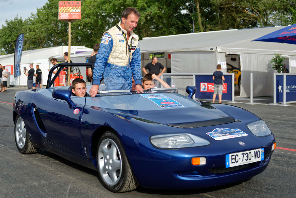 Rallycross de Lohéac 2016 - Parade-des-pilotes-vendredi PA02047