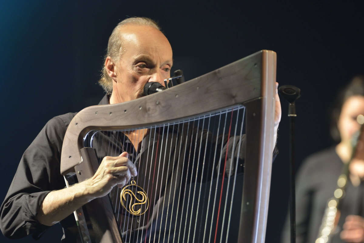 Alan Stivell - Décembre 2015 Salle du Ponant - Pacé- numéro 180