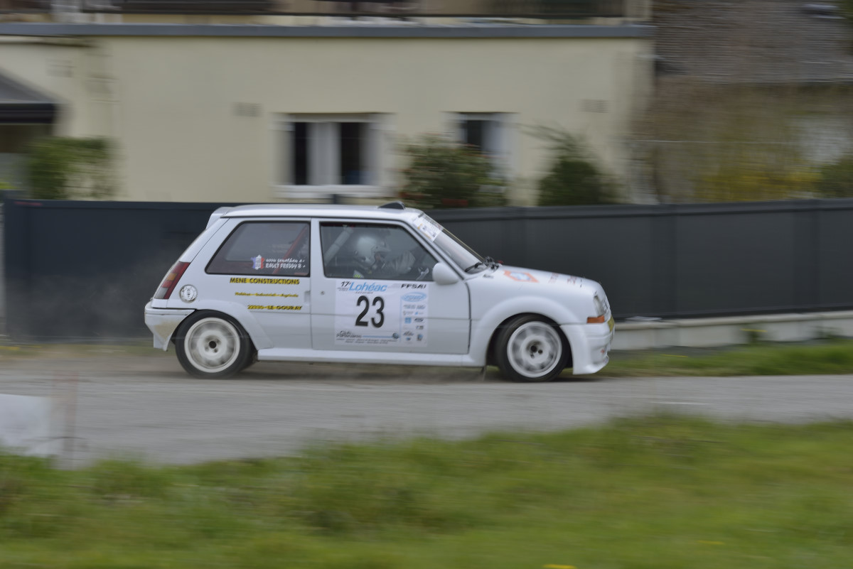 rallye-du-pays-de-Lohéac-2016 numero 23-Freddy RAULT-Jonathan URRY-RENAULT 5 Gt Turbo-F2000-14_PA15626.jpg