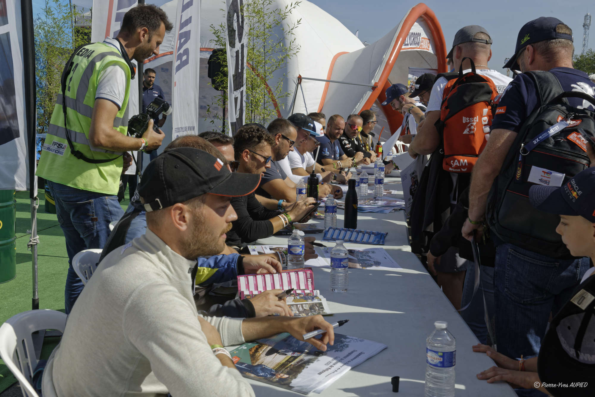 Séance autographes au Rallycross de Lohéac 2023 - 58387